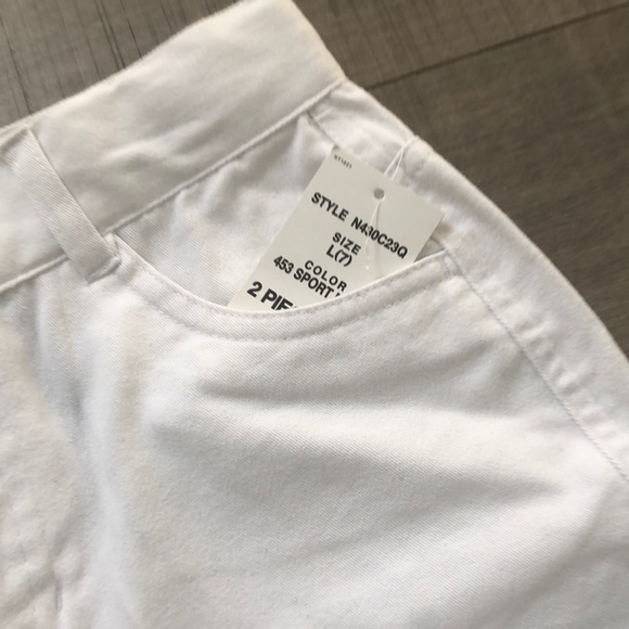 Nautica white shorts, tags on. - Picture 2 of 2